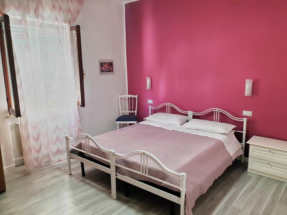 Casa Patrizia Bed & Breakfast Ascoli Piceno Exterior photo